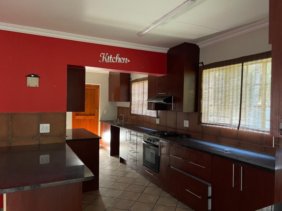 4 Bedroom Property for Sale in Waterkloof A H North West